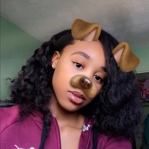 Meet your Posher, Rae'ven